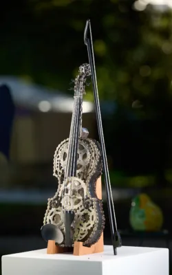Anna's Violin by Roy Hamer