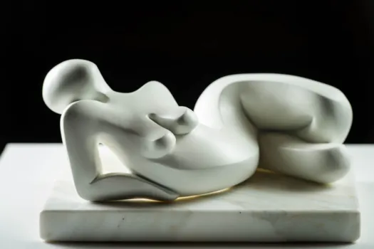 Bellagio Woman by Clare Collins