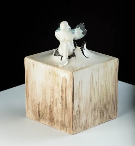 Break Out (Lady) by Elnaz Nourizadeh