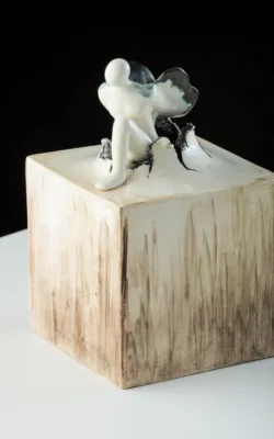 Break Out (Lady) by Elnaz Nourizadeh