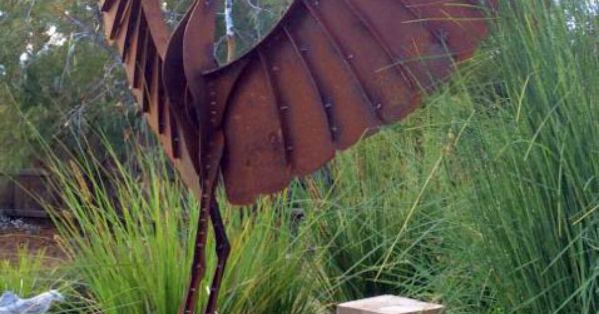 Brolga dancing | Association of Sculptors of Victoria