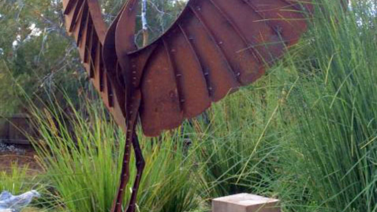 Brolga dancing | Association of Sculptors of Victoria