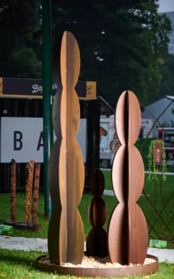 Cactus sculpture by Helen Neyland