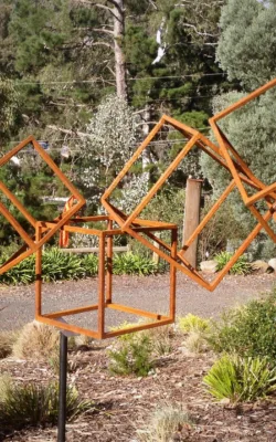 Cubes by Melanie Rayski-Mati
