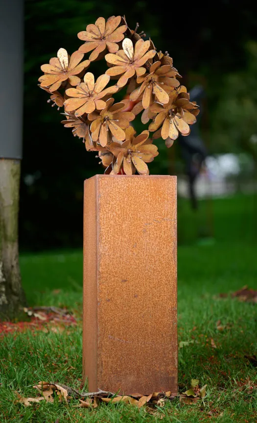 Flower Power by Melanie Rayski-Mati