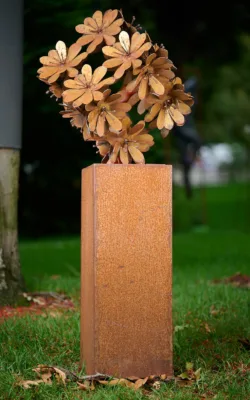 Flower Power by Melanie Rayski-Mati