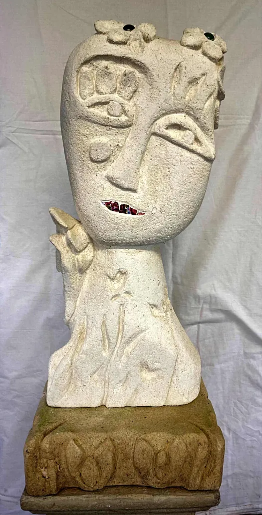 Garden Lady by Carmel Ritchie
