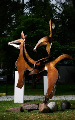 Giddy-up by Issa Ouattara