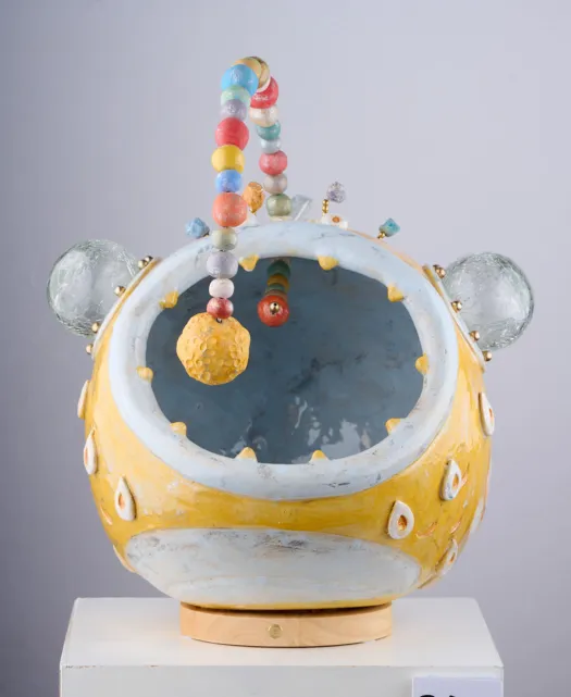 Yinghong Li