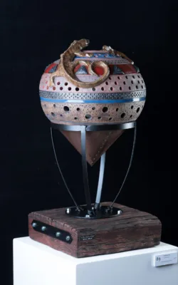 Lite Encounter by Yvonne Monik