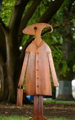 Lorenzo by Andre Sardone