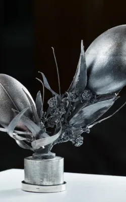 Mother and Child by Sioma Wajchman