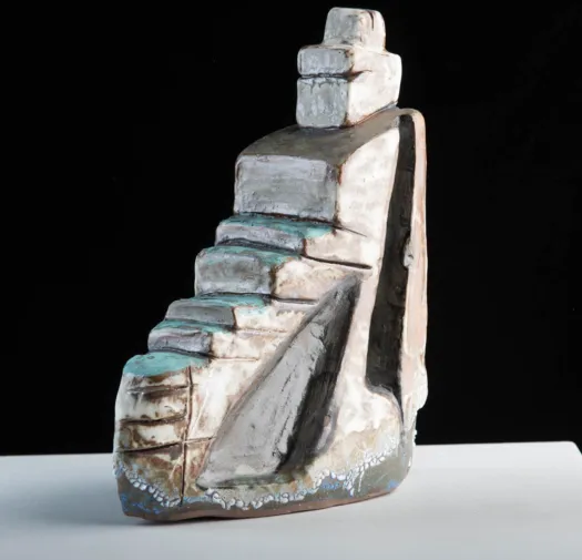 Phillip Island Seacliff by Lois Basham