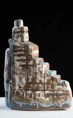 Phillip Island Seacliff by Lois Basham