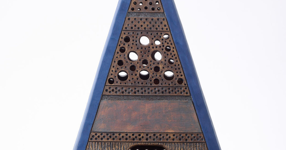 Pyramid of Light | Association of Sculptors of Victoria