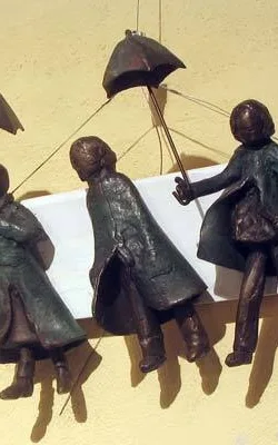 Rainy Day by Suzanne Kaldor