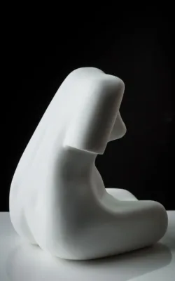 Seated figure by Peter Sanders