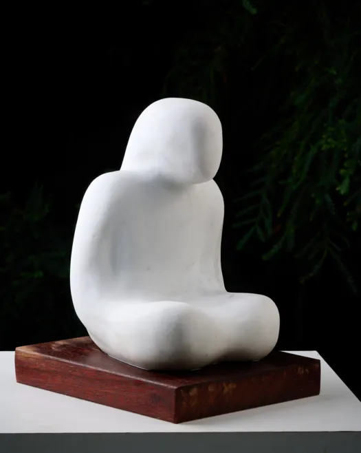 Seated figure by Peter Sanders