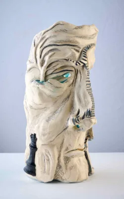 She is the queen by Elnaz Nourizadeh