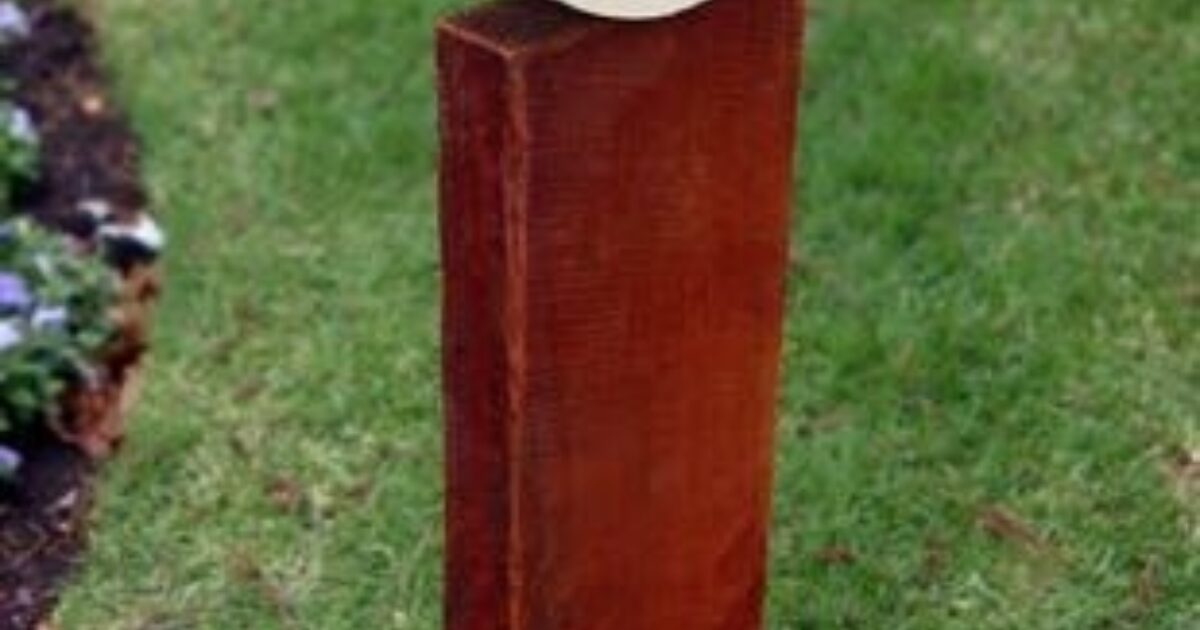 Sitting Duck | Association of Sculptors of Victoria