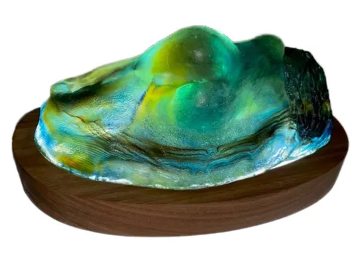 Wave by Lucinda Brash