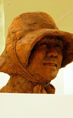 Woman whom I met at the blueberry farm by Anthony Kim